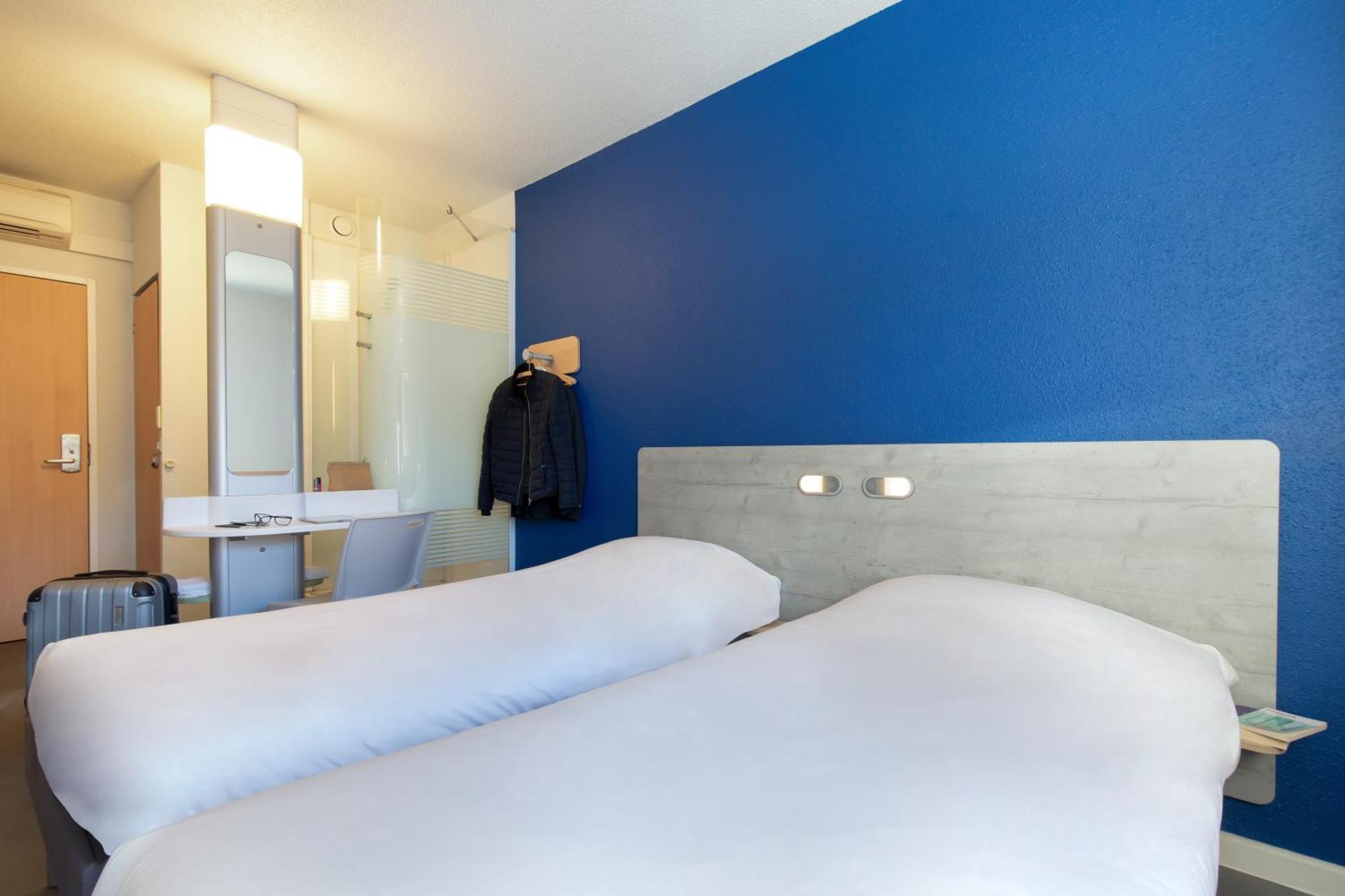 Ibis Budget Saint-Maximin Exterior photo